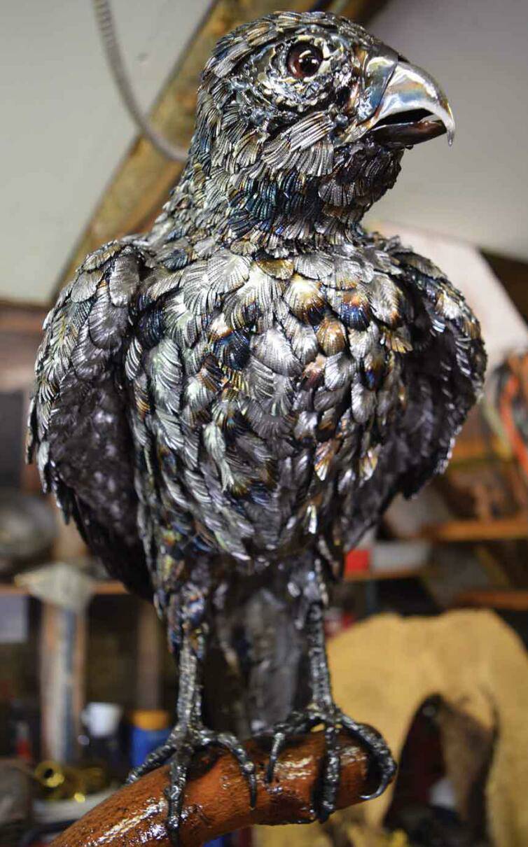 全球钣金新闻-金属制造狂：焊工制作动物的金属钣金-开云官方版网站登录入口-开云(中国)